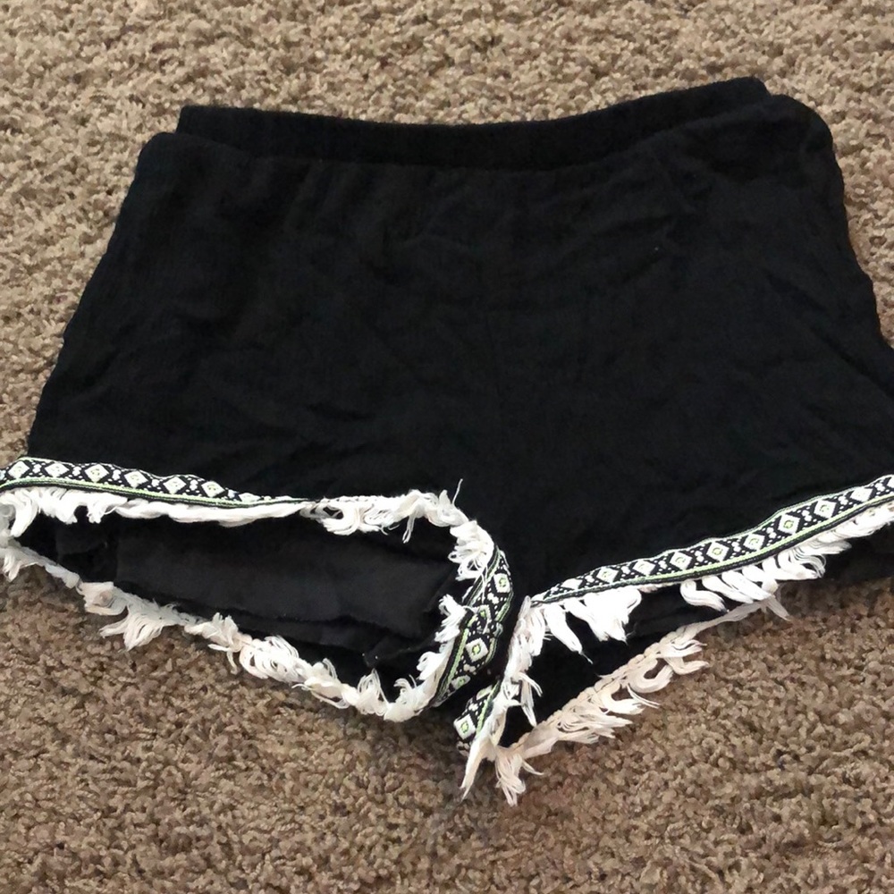 Dee Elle shorts